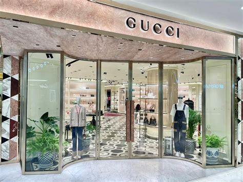 emporium gucci